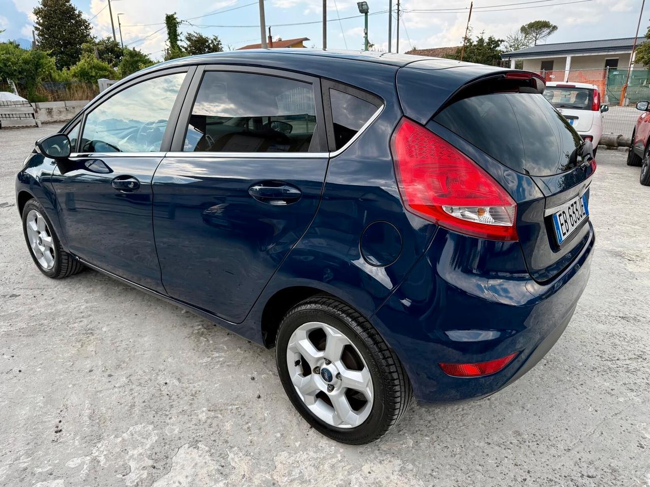 Ford Fiesta 1.4 5 porte Bz.- GPL Titanium