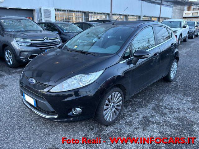 FORD Fiesta + 1.4 TDCi 70CV 5 porte