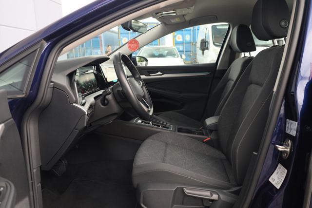 VOLKSWAGEN Golf 1.0 eTSI EVO DSG Life