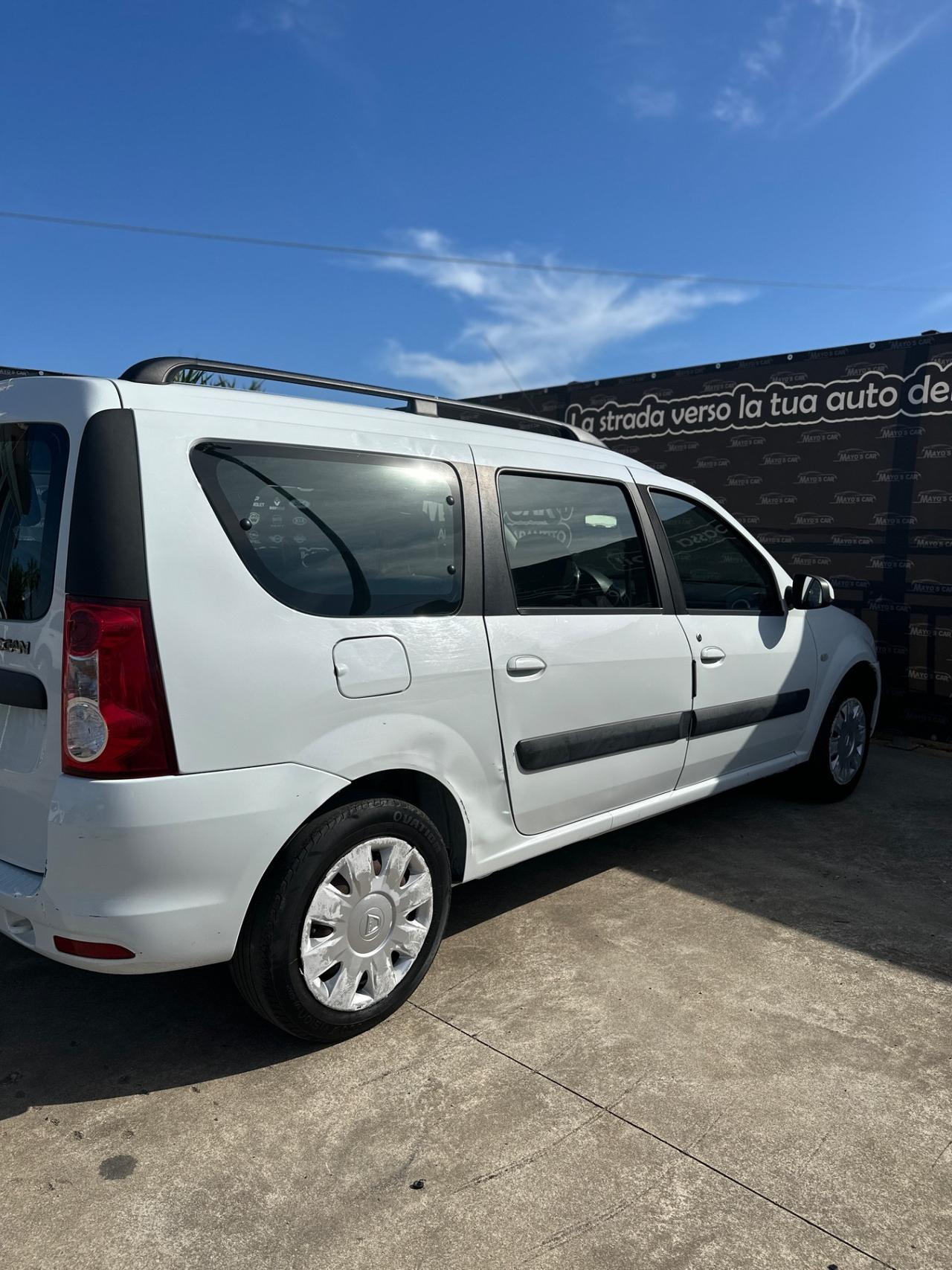 DACIA LOGAN (anno 2012)
