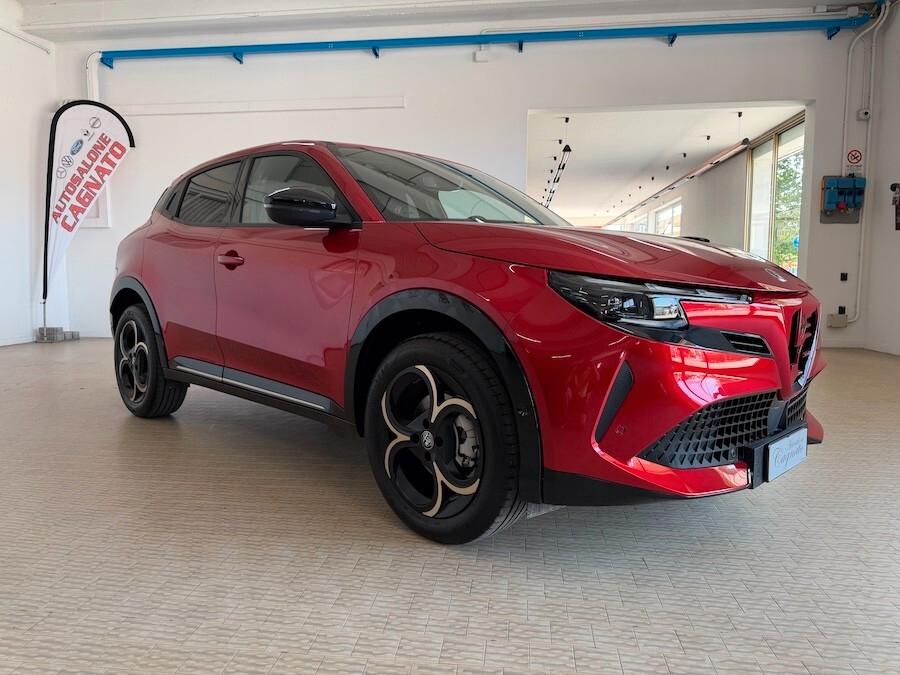 Alfa Romeo Junior 1.2 145 CV Hybrid eDCT6 Q4 Intensa Km 1200 ROSSO BRERA 4X4