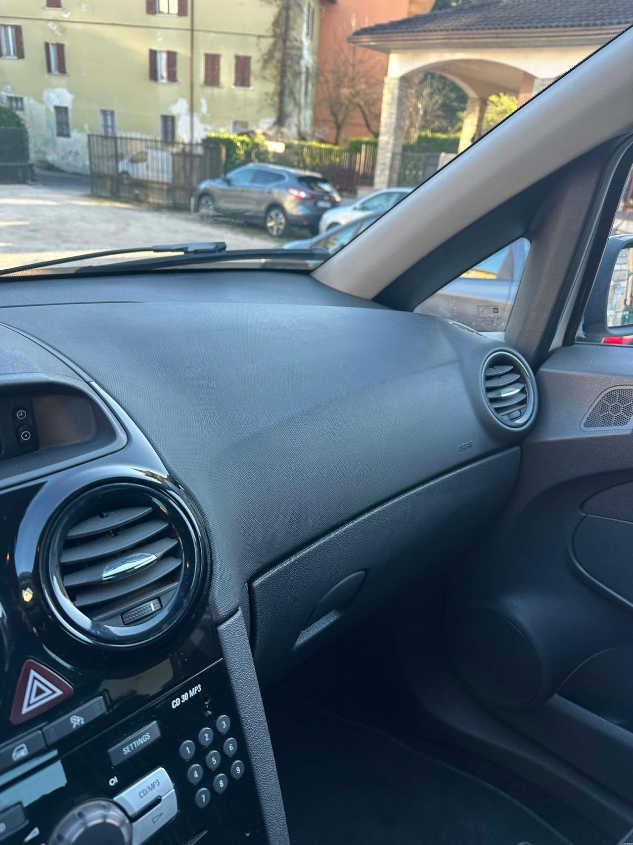 Opel CORSA 1.2 5P COSMO KMCERT NEOPAT UNICOPR