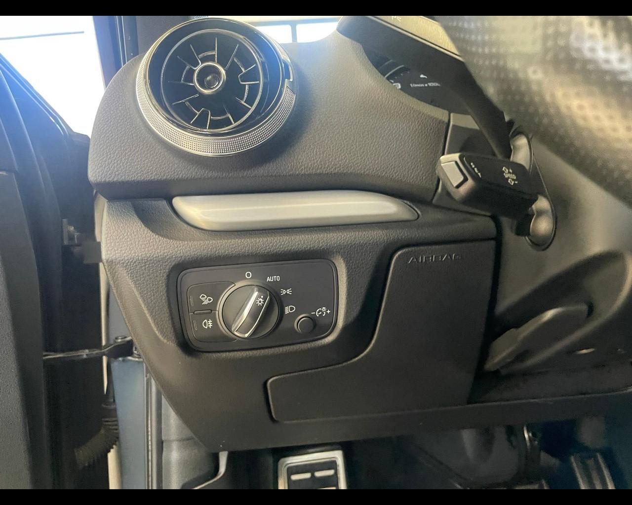 AUDI A3 3ª serie - A3 SPB 1.6 TDI 116 CV S tronic Sport