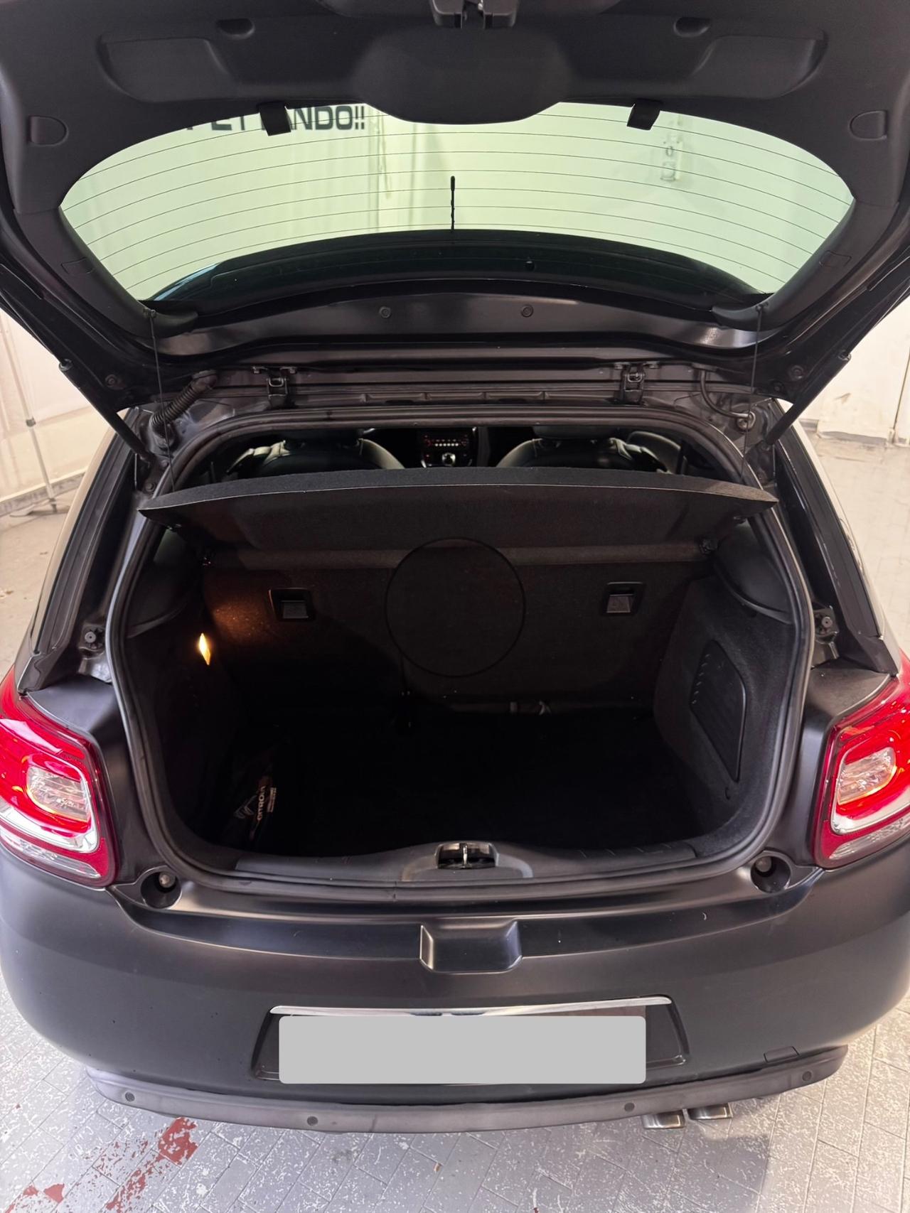 Ds DS3 3 1.6 THP 155 Just Black