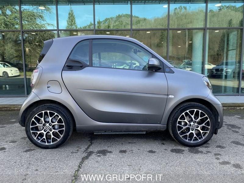 smart fortwo EQ Passion