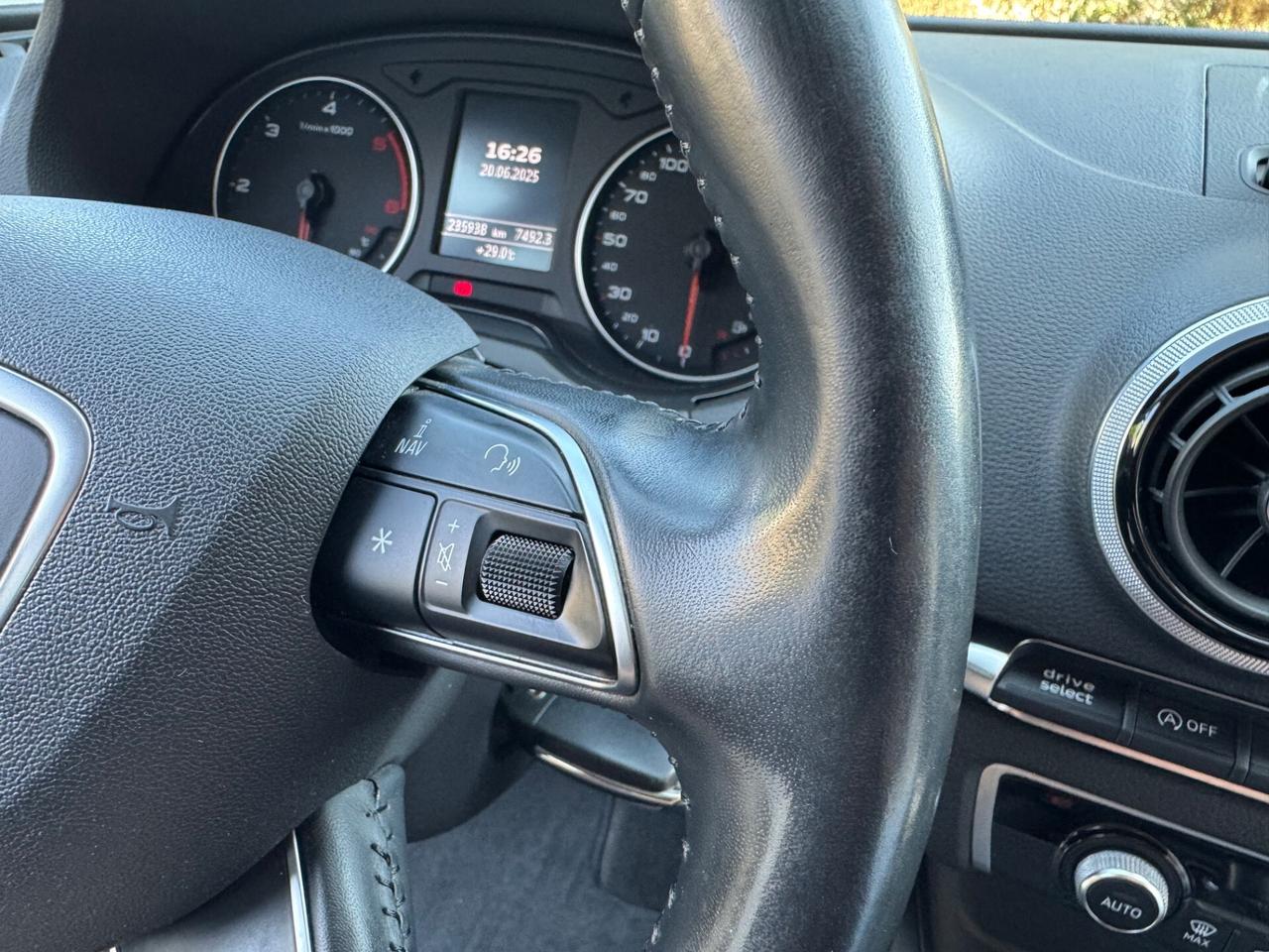 Audi A3 SPB 1.6 TDI Admired - CERCHI 18 - 2015