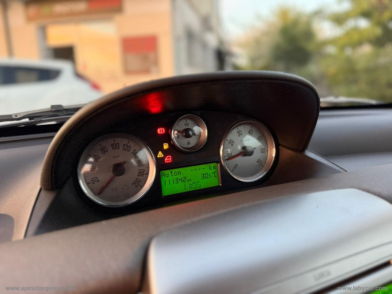 LANCIA Ypsilon 1.4 Oro