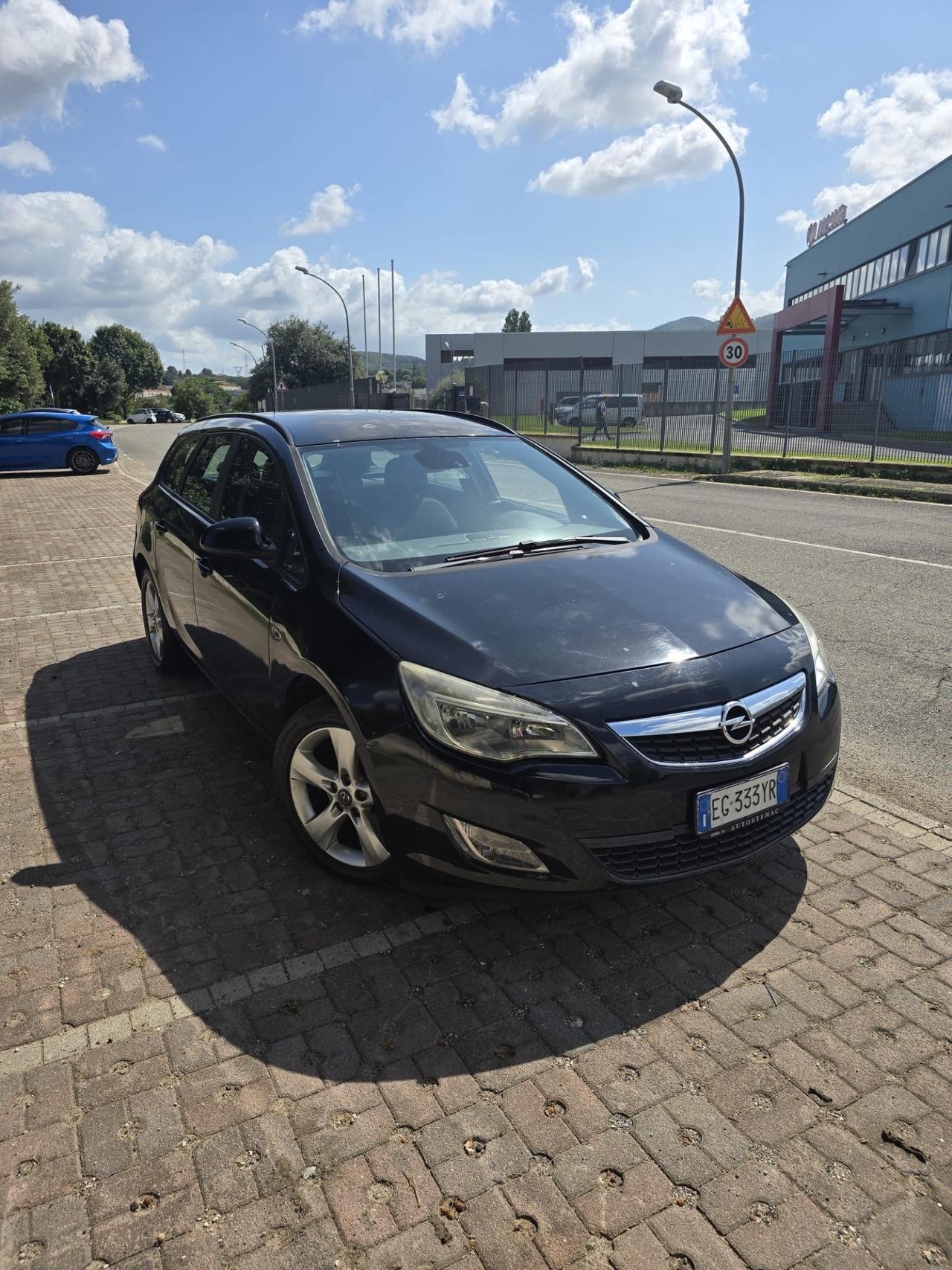 Opel Astra 1.7 CDTI 110CV Sports Tourer Cosmo