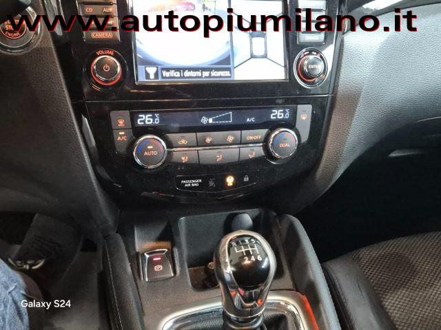 NISSAN Qashqai 1.5 dCi N-Connecta