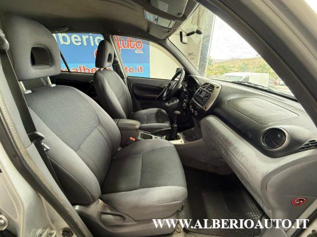 TOYOTA RAV 4 MY23 RAV4 2.0 Tdi D-4D cat 5 porte