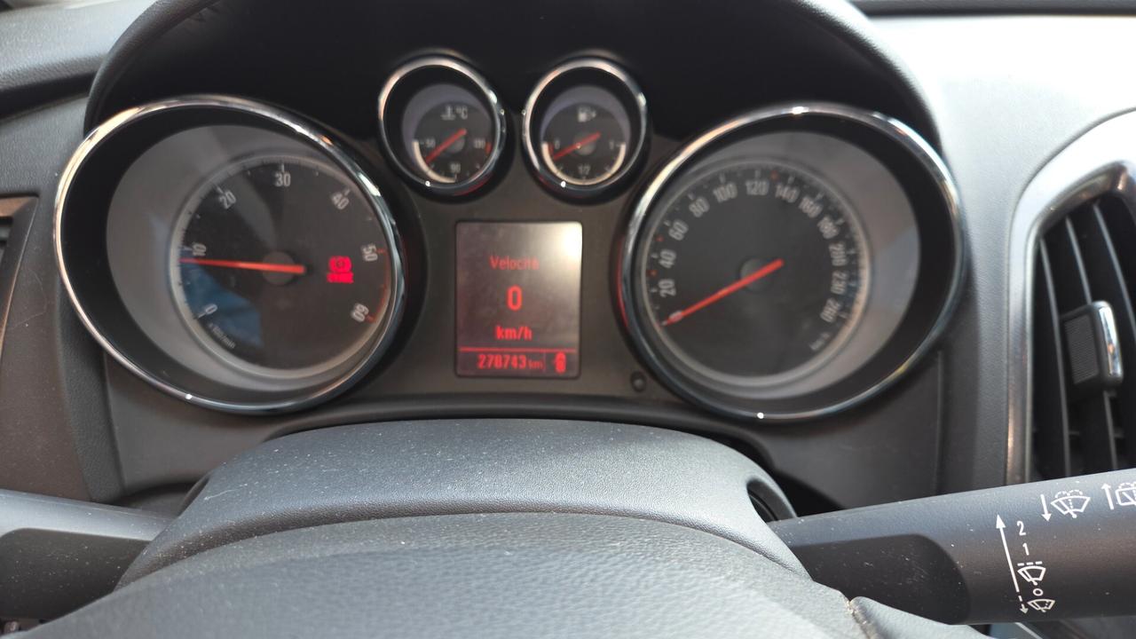 Opel Astra 1.7 CDTI 110CV Sports Tourer Cosmo