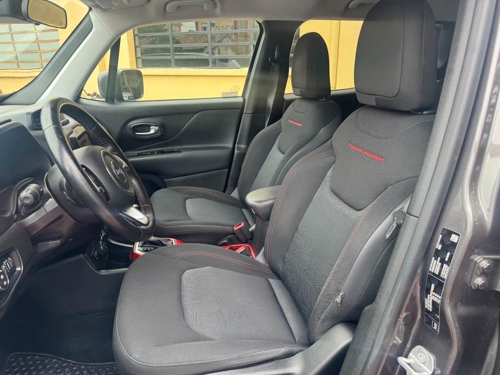 Jeep Renegade 2.0 Mjt 170CV 4WD Active Drive Low Trailhawk
