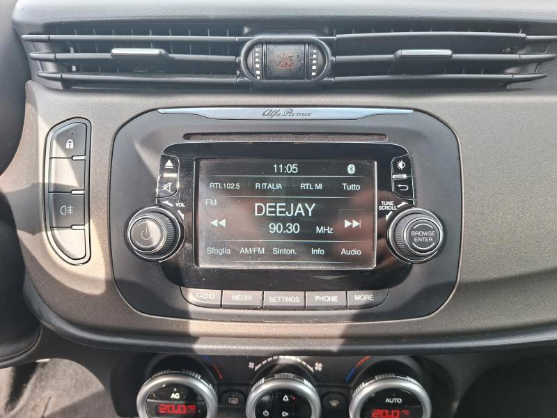 Alfa Romeo Giulietta 1.4 t. Distinctive 120cv E6