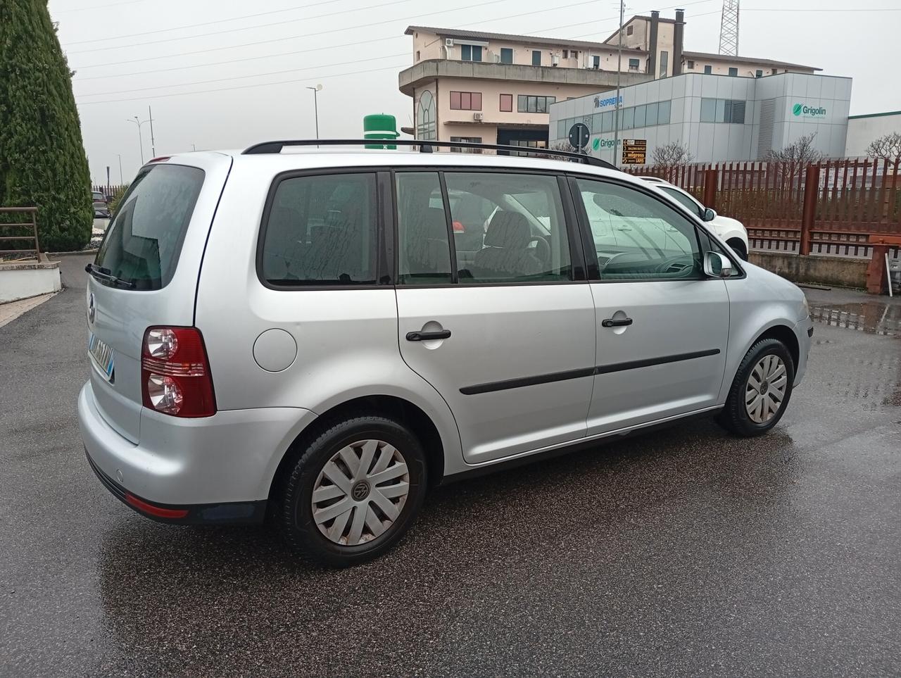Volkswagen Touran 1.6 Trendline Bifuel G