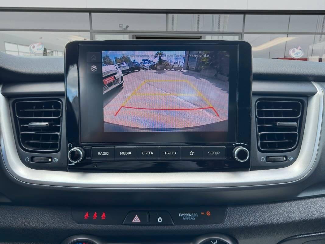 Kia Stonic 1.0 t-gdi mhev Style 100cv CON TELECAM E CARPLAY