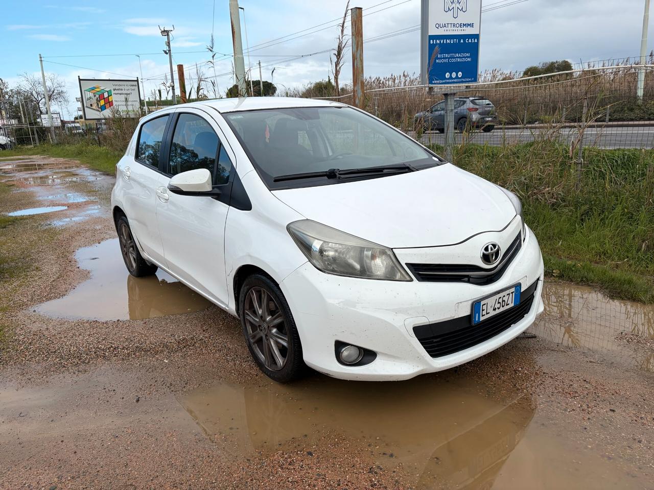 TOYOTA YARIS 1.4 D4D 90CV ANNO 2012 AUTOMATICA