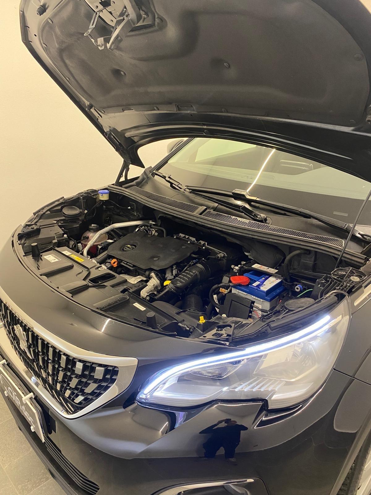 Peugeot 3008 BlueHDi 130 S&S EAT8 Business