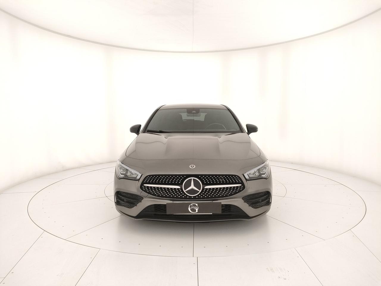 Mercedes-Benz CLA Shooting Brake 200 d Premium 4matic auto