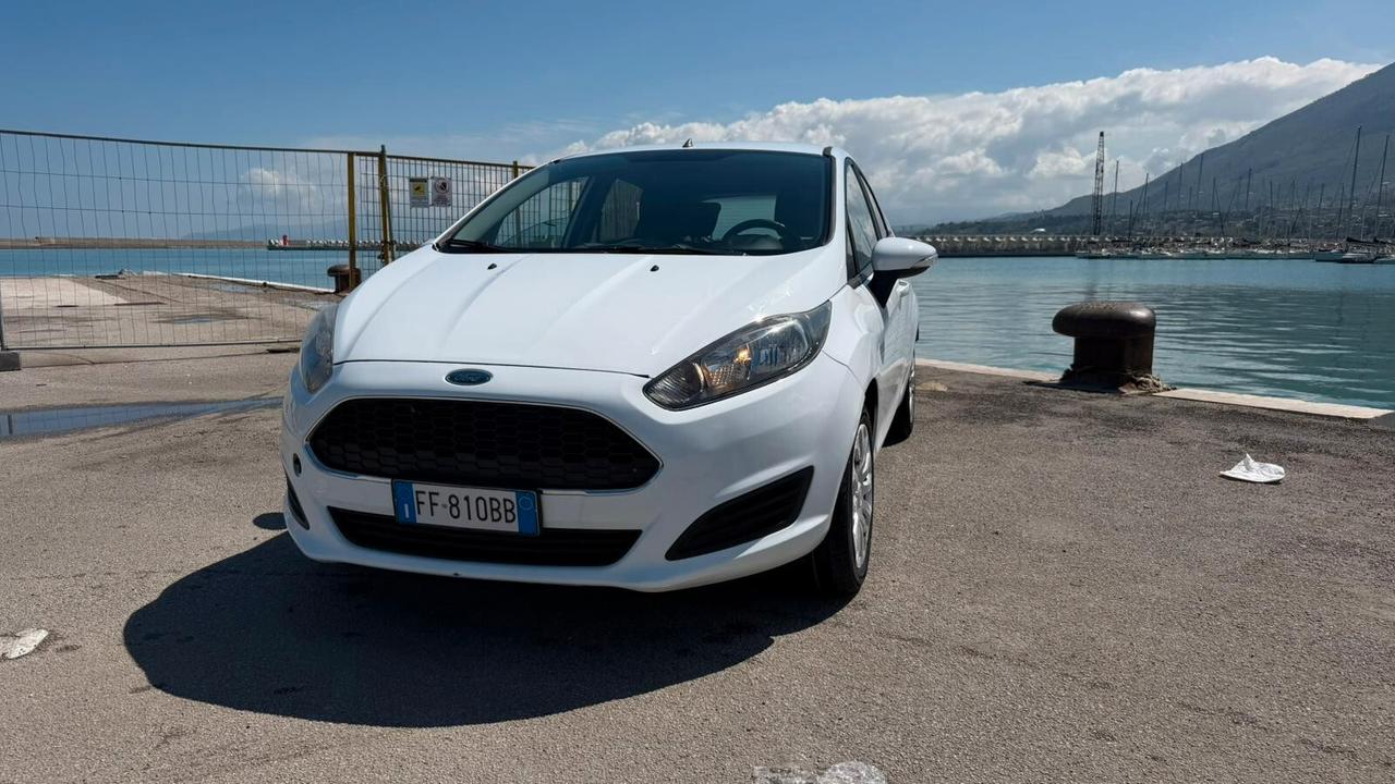 Ford Fiesta 1.2 Benzina 2016 - Neo Patentati - 140.000km -