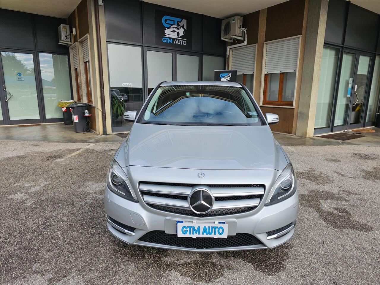 Mercedes-benz B200 - 2015 - Neopatentati