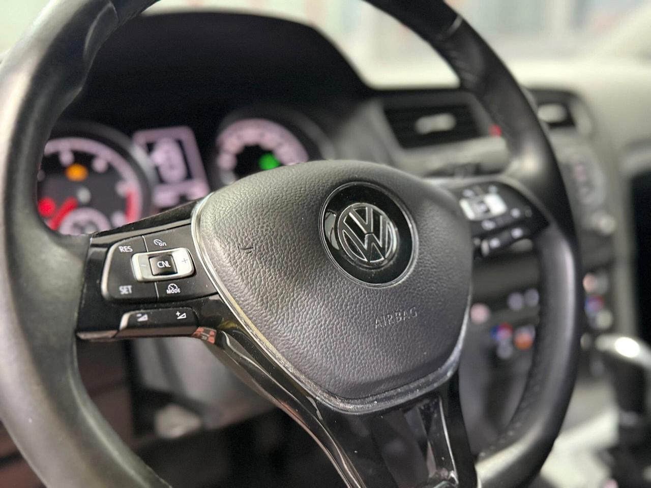 Volkswagen Golf 7 1.6 TDI 105cv 2015 Automatica