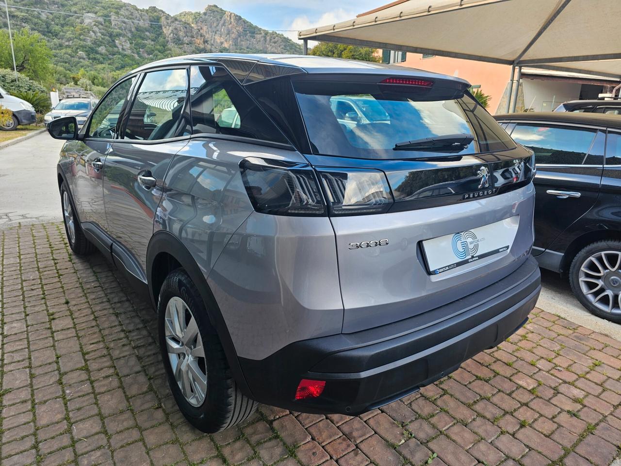 Peugeot 3008 BlueHDi 130 S&S EAT8 Active Pack