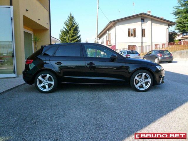 Audi A3 2.0 tdi 184 cv SPORT-FARI LED- quattro s-tronic