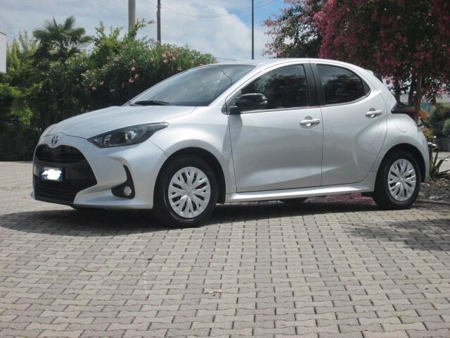 Toyota Yaris 1.5 Hybrid 5 porte Trend