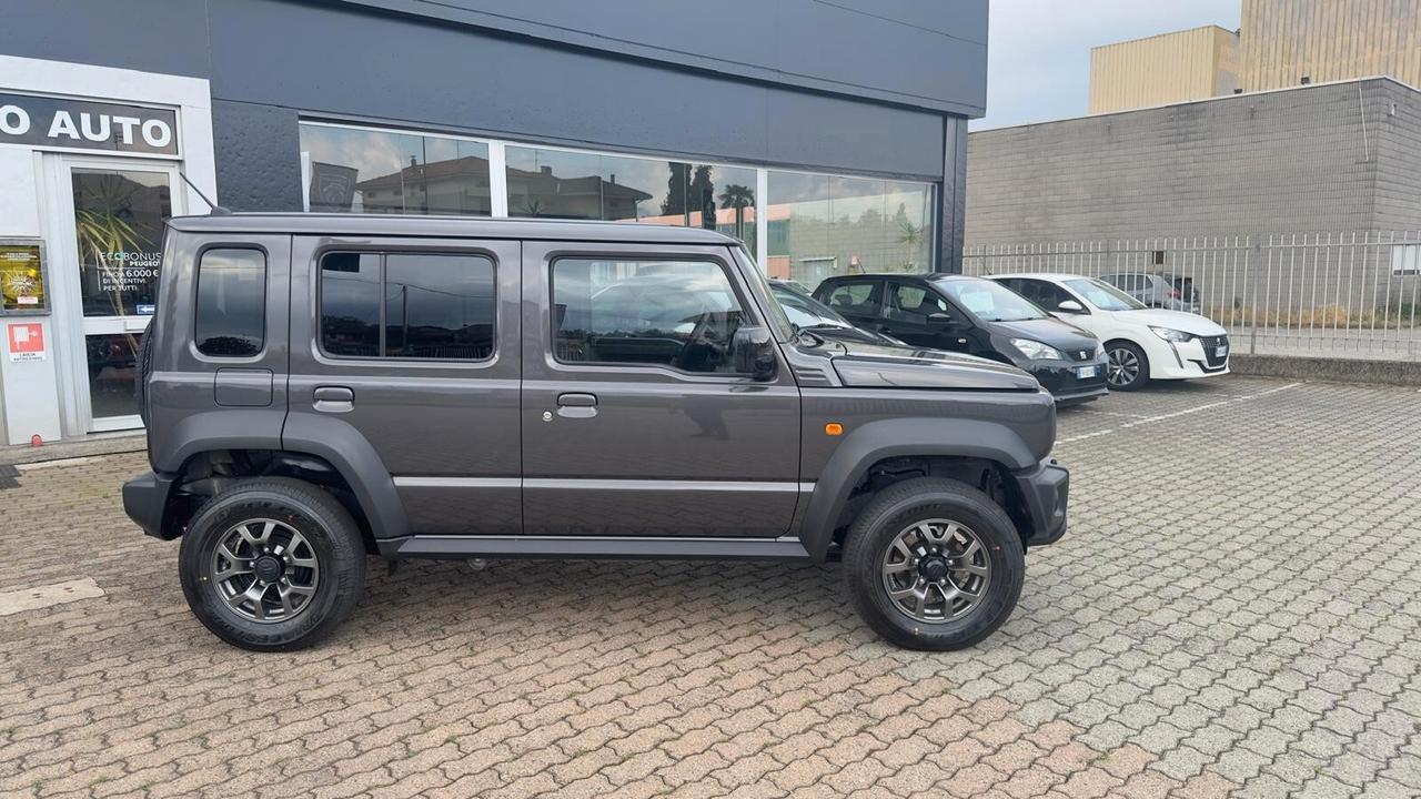 Suzuki Jimny 1.5 4AT TOP 5 PORTE