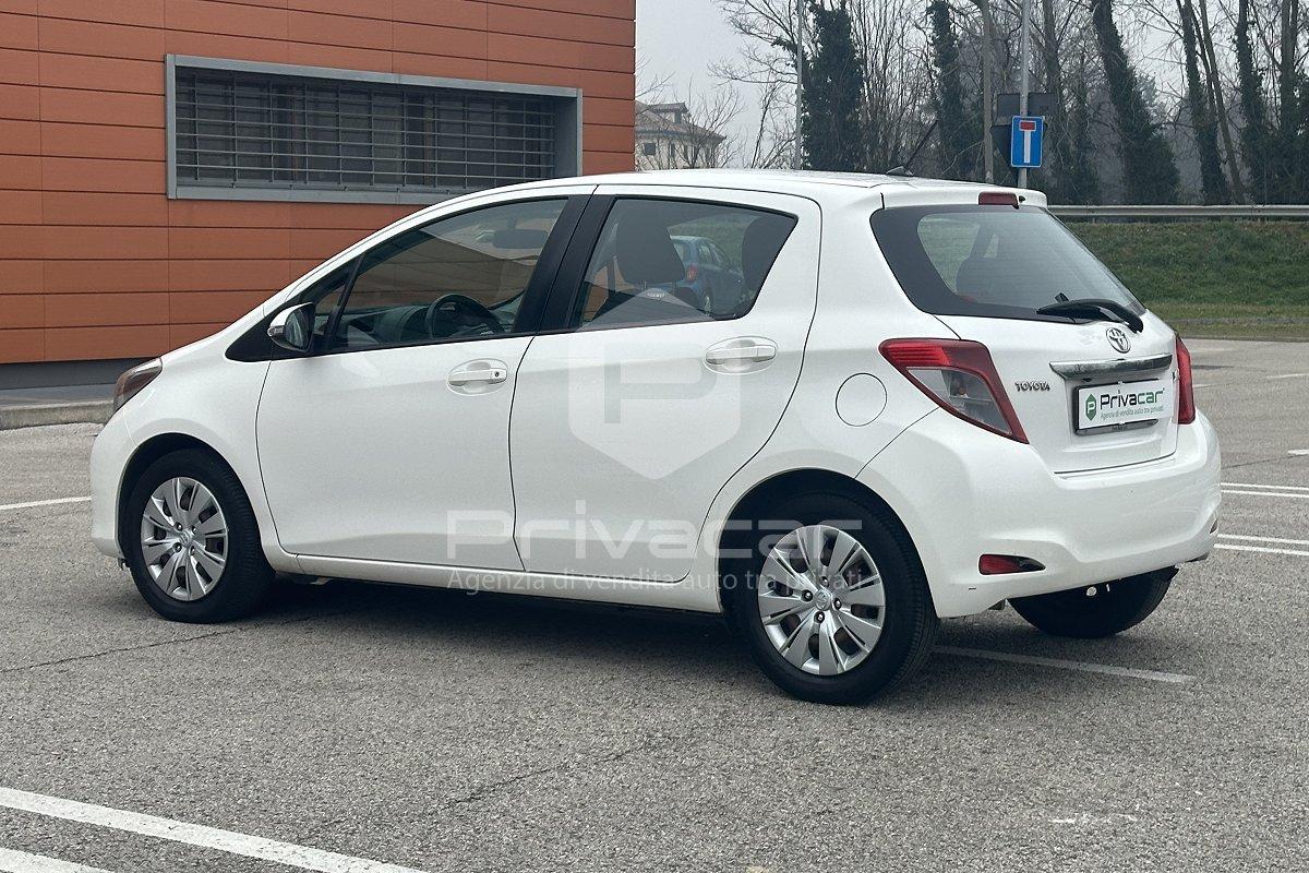 TOYOTA Yaris 1.3 5 porte Active