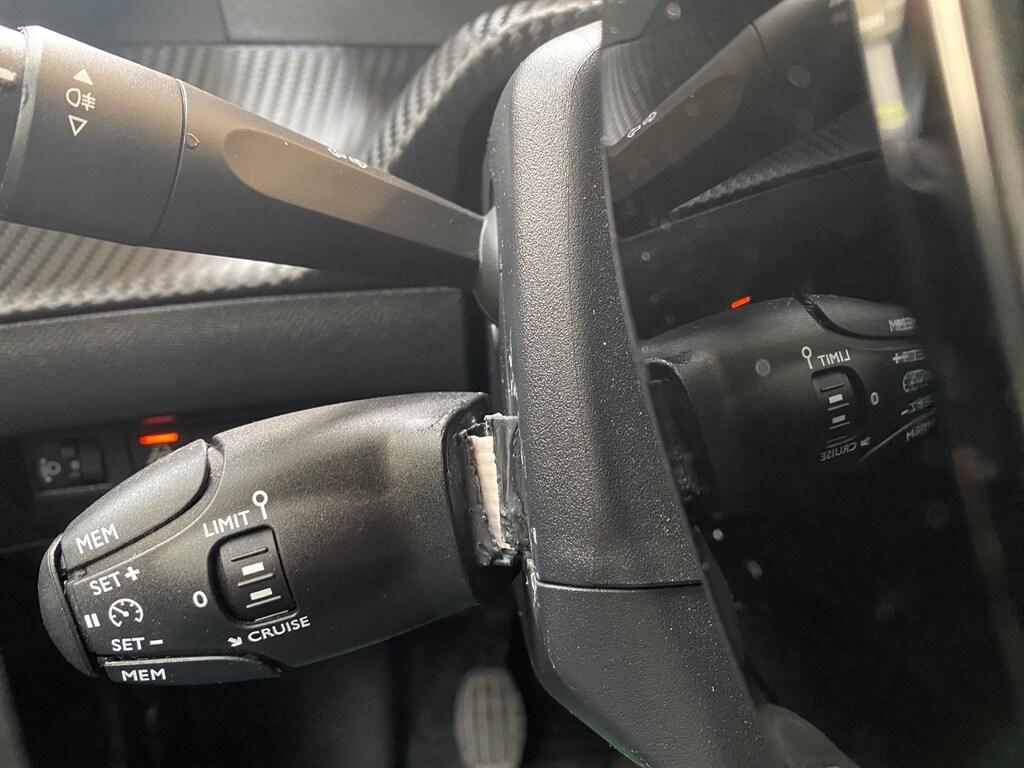 Peugeot 2008 1.2 PureTech Allure Pack - PROMO
