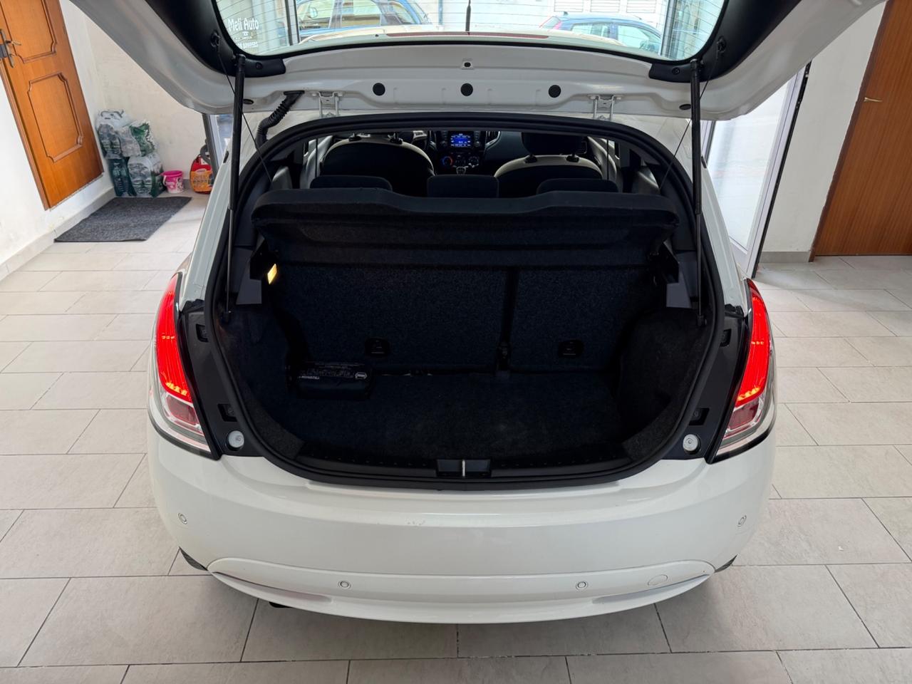 Lancia Ypsilon 1.2 Benzina 69 CV Platinum
