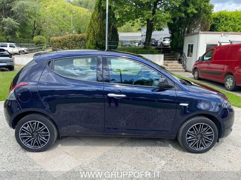 Lancia Ypsilon 1.0 FireFly 5 porte S&S Hybrid Ecochic Gold