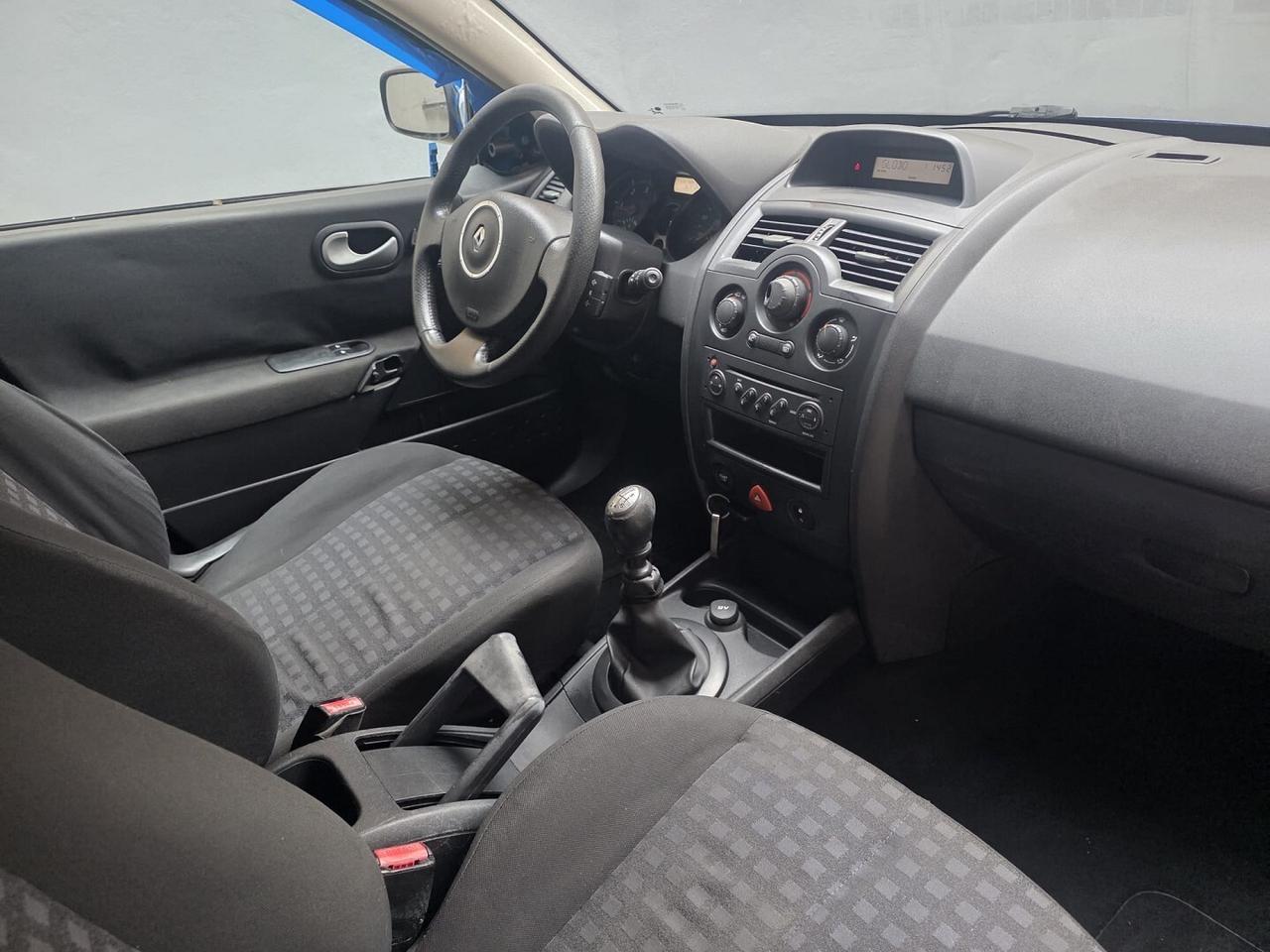 Renault Megane 1.5 dci SW-PASSAGGIO INCLUSO