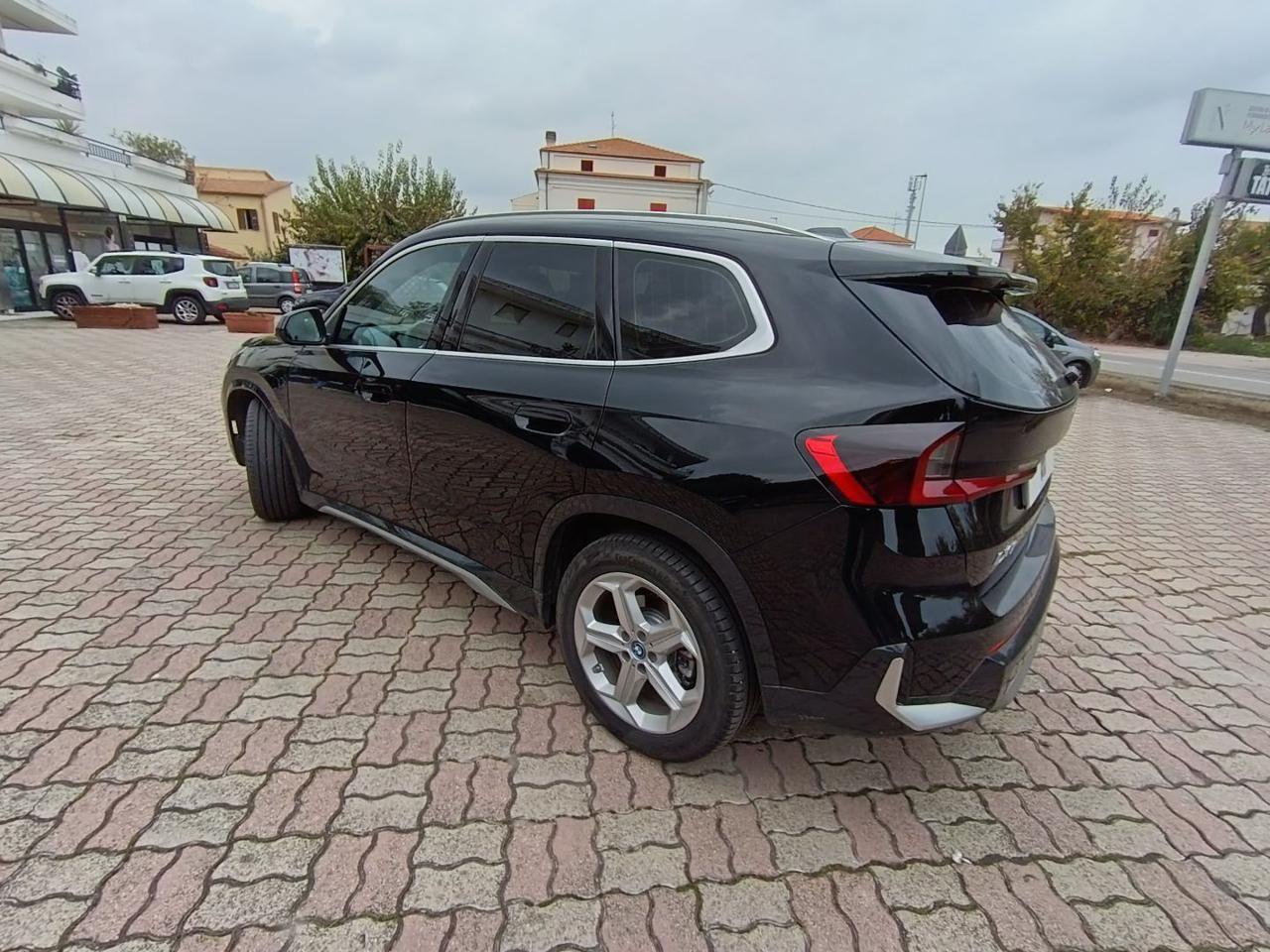 BMW iX1 eDrive 20 Special Edition