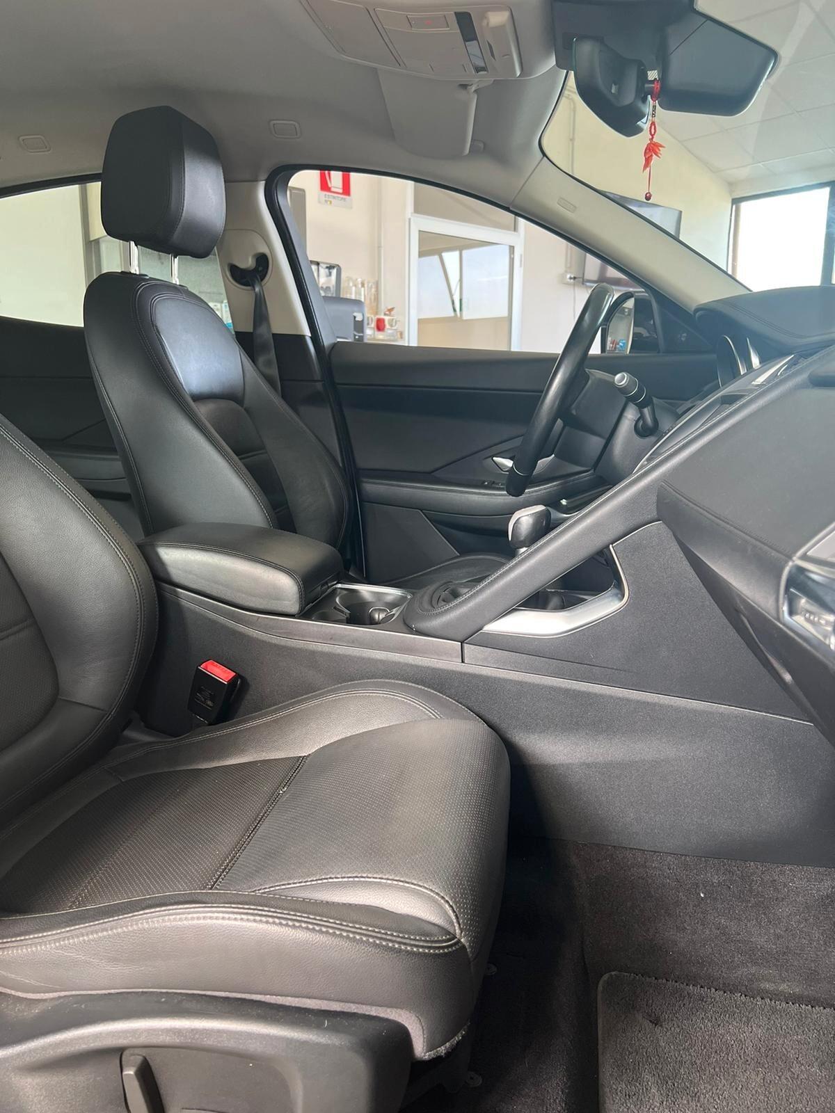 Jaguar E-Pace 2.0D 150 CV AWD R-Dynamic S