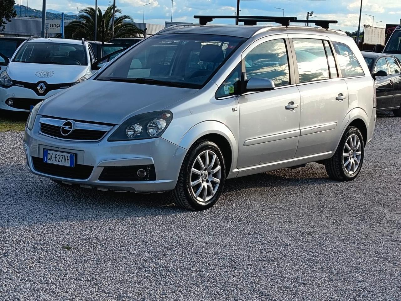 Opel Zafira 2007 1.6 16V ecoM 94CV Cosmo 5 POSTI USO PER LAVORO