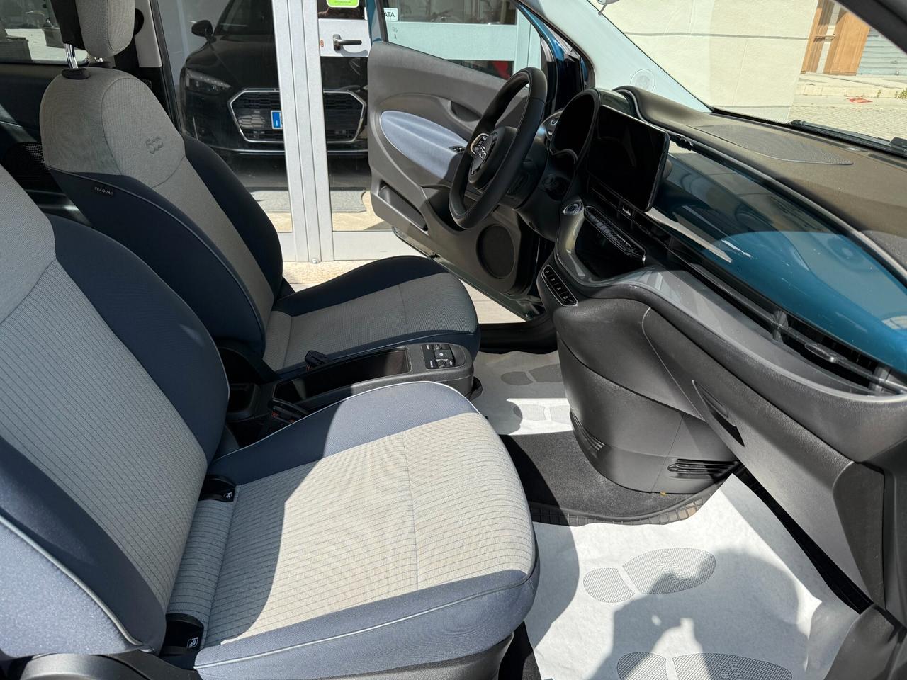 Fiat 500e Berlina 42 kWh La Prima