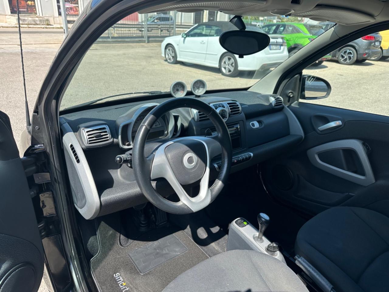 SMART CON POCHI KM PERFETTISSIMA
