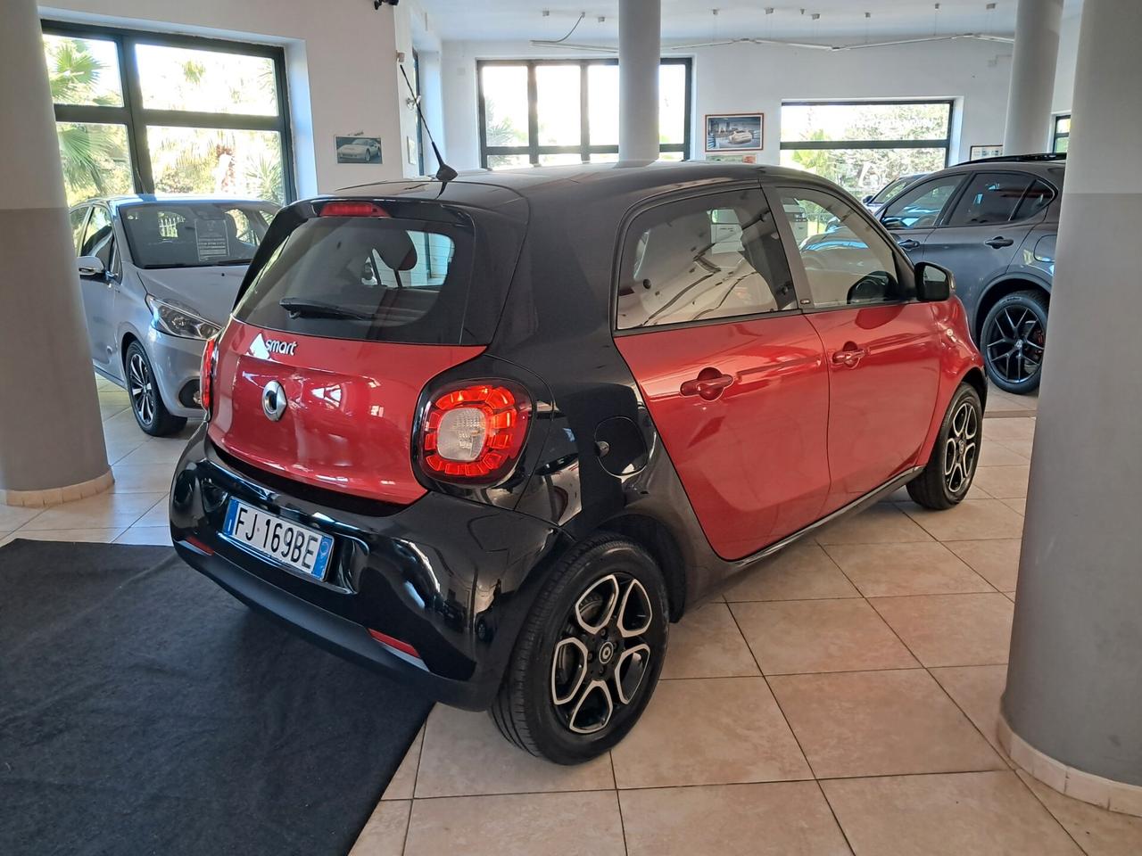 Smart ForFour 70 1.0 Prime