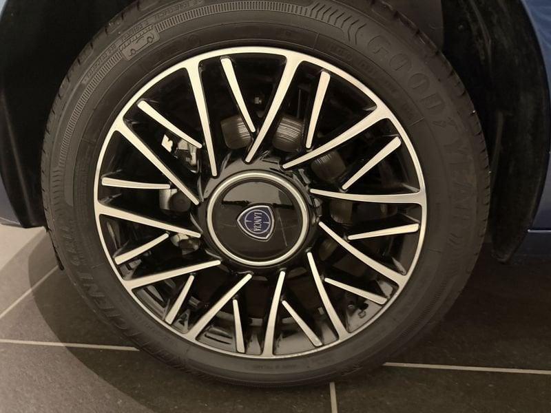 Lancia Ypsilon Ypsilon 1.0 FireFly 5 porte S&S Hybrid Platino