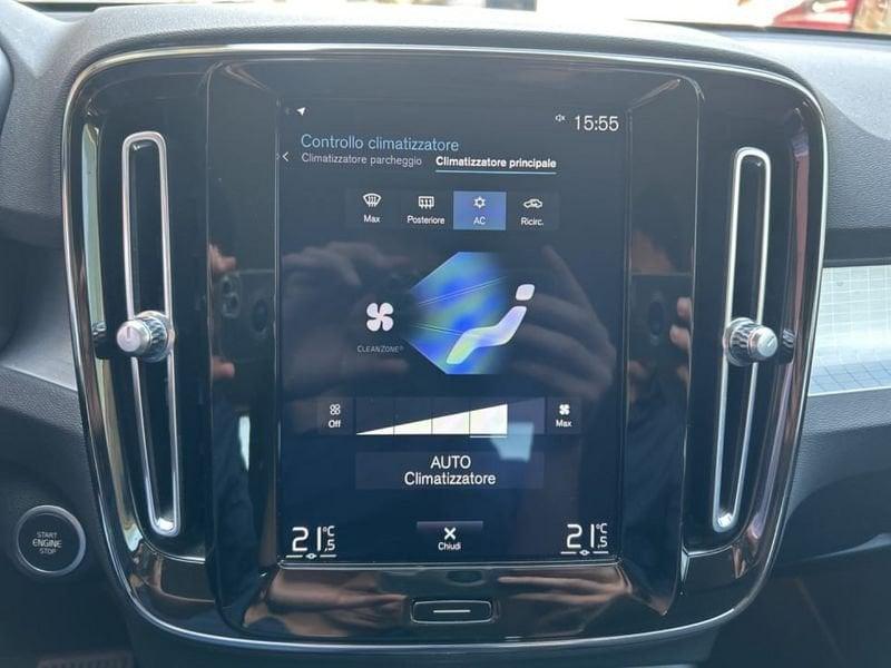 Volvo XC40 2.0 D3 MOMENTUM PRO AUTO MY21