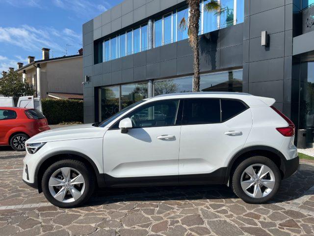 VOLVO XC40 B3 CORE AUTOMATICO 163CV MILD HYBRID PREZZO REALE