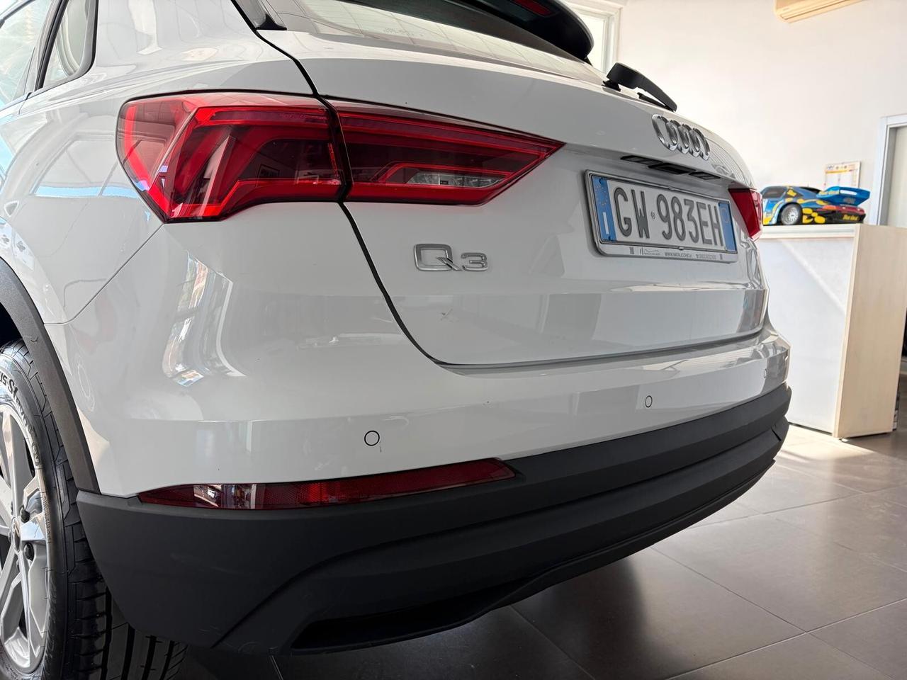 Audi Q3 35 TDI S tronic Business Advanced