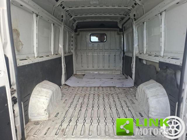 PEUGEOT e-Boxer BOXER