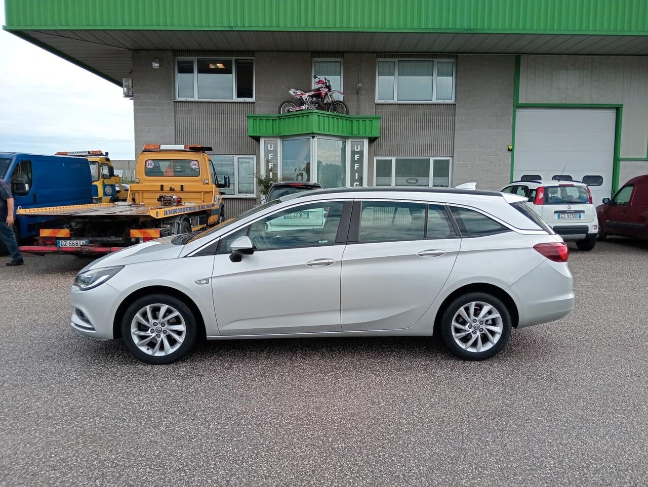 Opel Astra 1.6 CDTi 110CV Sports Tourer Business