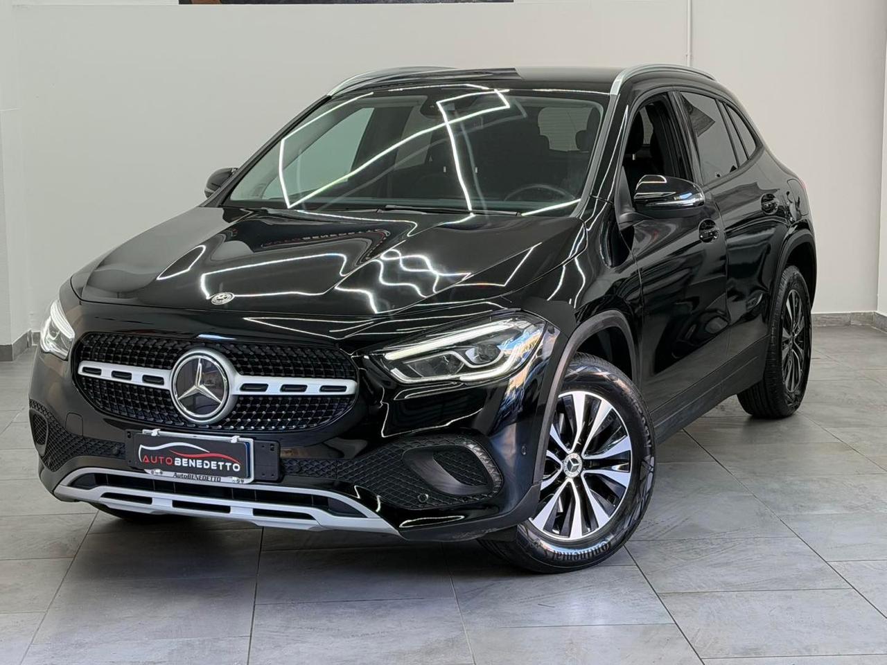 Mercedes-benz GLA 180 d Automatic Business Extra 2022