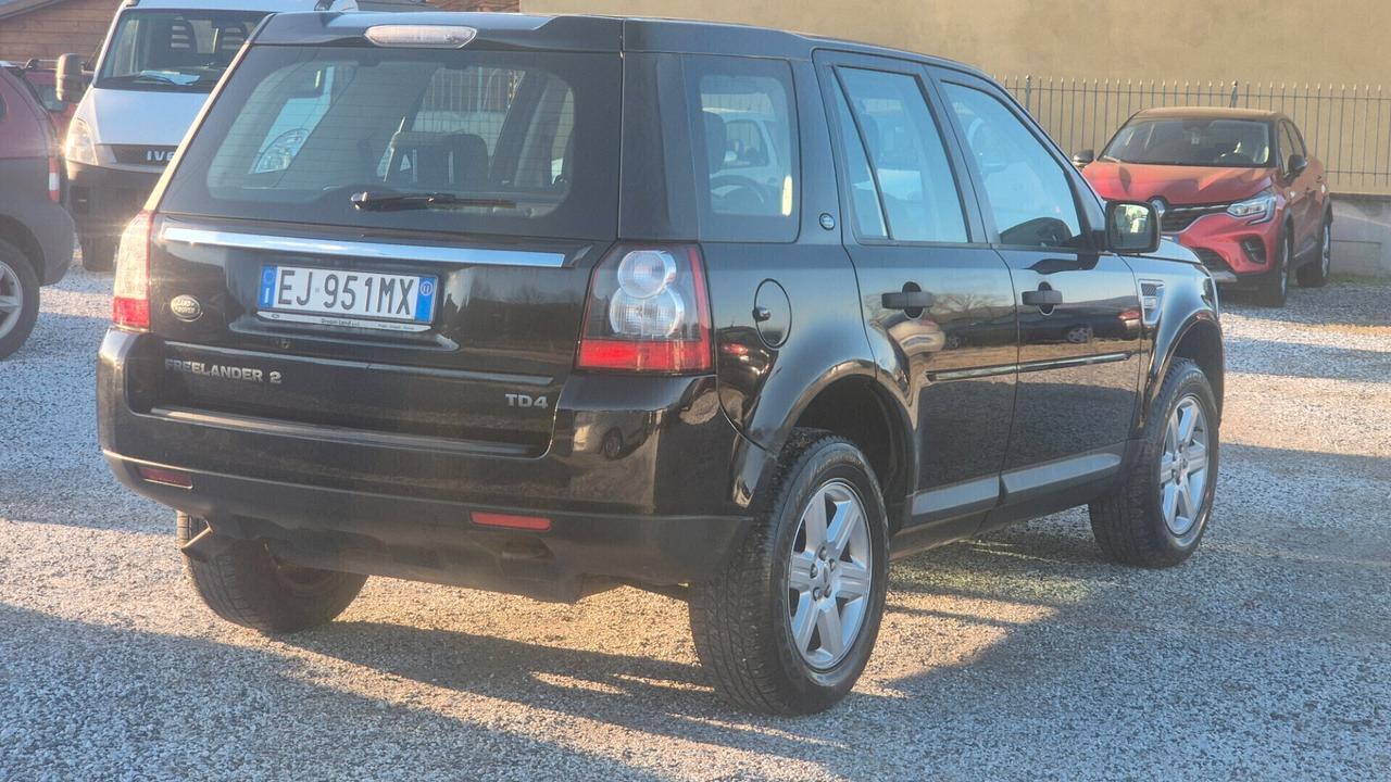 Land Rover Freelander 2.2 TD4 S.W. SE