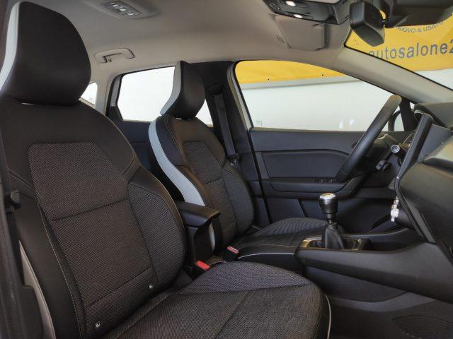 RENAULT Captur TCe 90 CV Intens PREZZO REALE / NEOPATENTATI