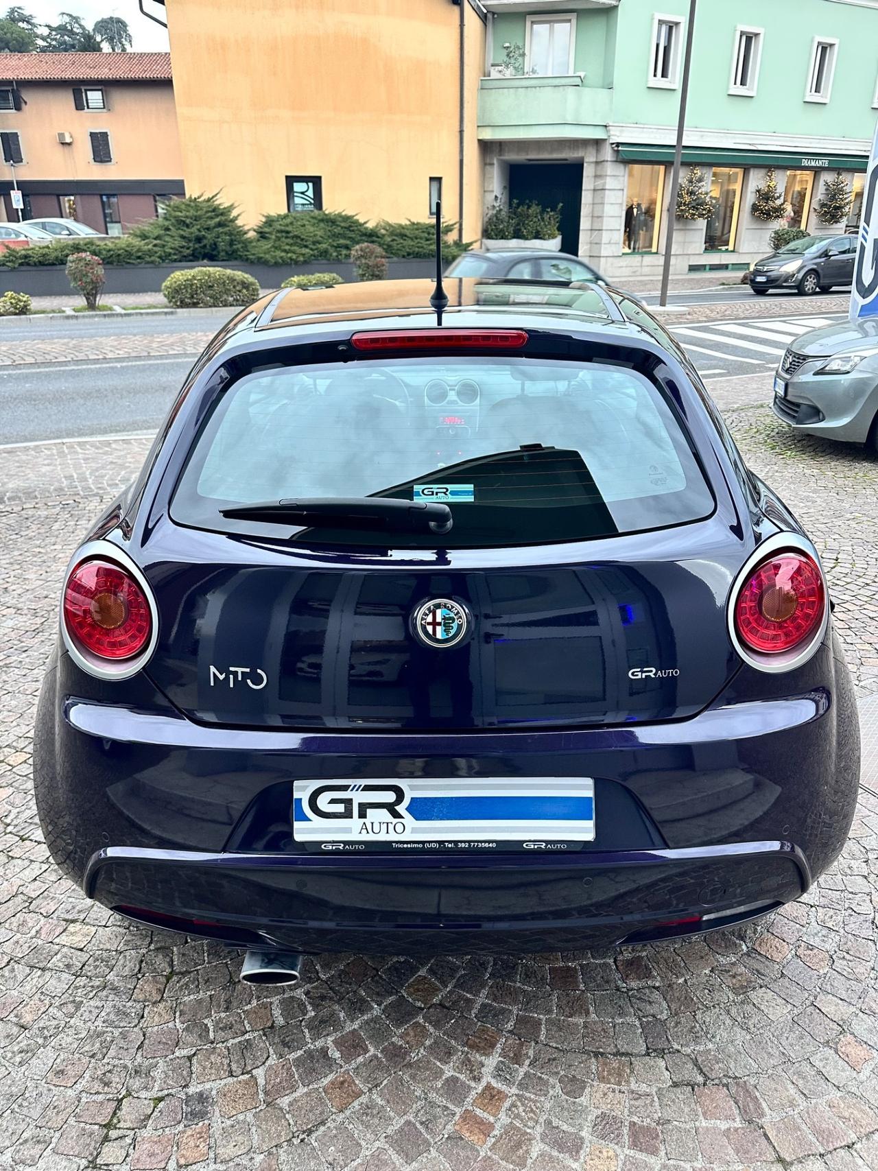 Alfa Romeo MiTo 1.4Bz 78Cv Distinctive - Neopatentati